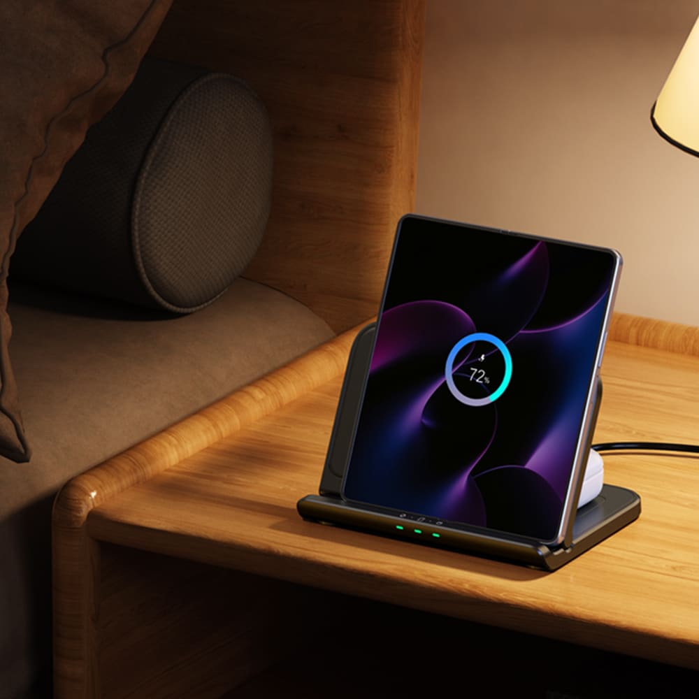 3-in-1 wireless charging station for convenient bedside charging with the SwanScout 705S